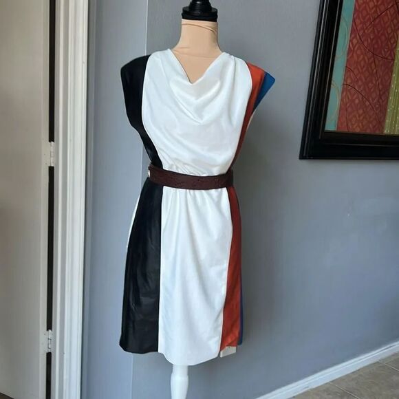 Zara Faux leather dress - Picture 8 of 10